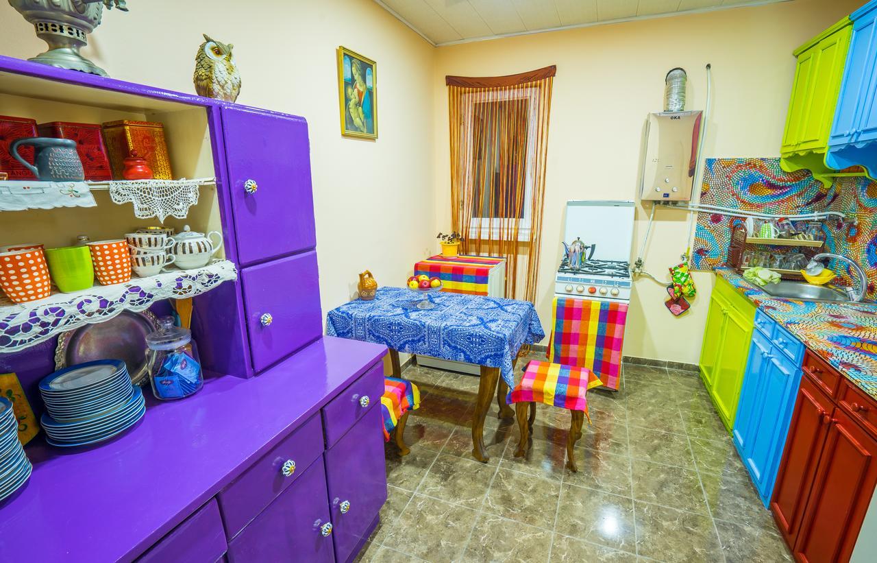 טביליסי Zgarbi Hostel מראה חיצוני תמונה