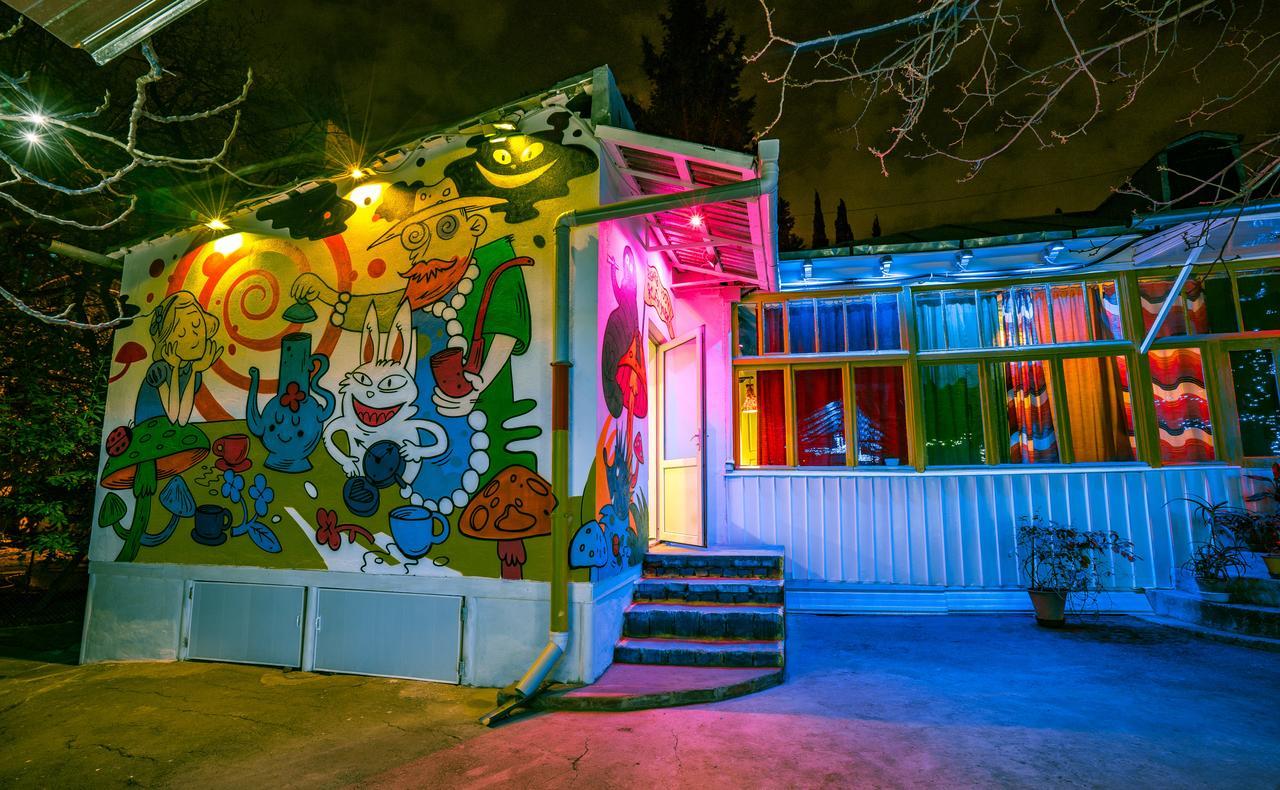 טביליסי Zgarbi Hostel מראה חיצוני תמונה