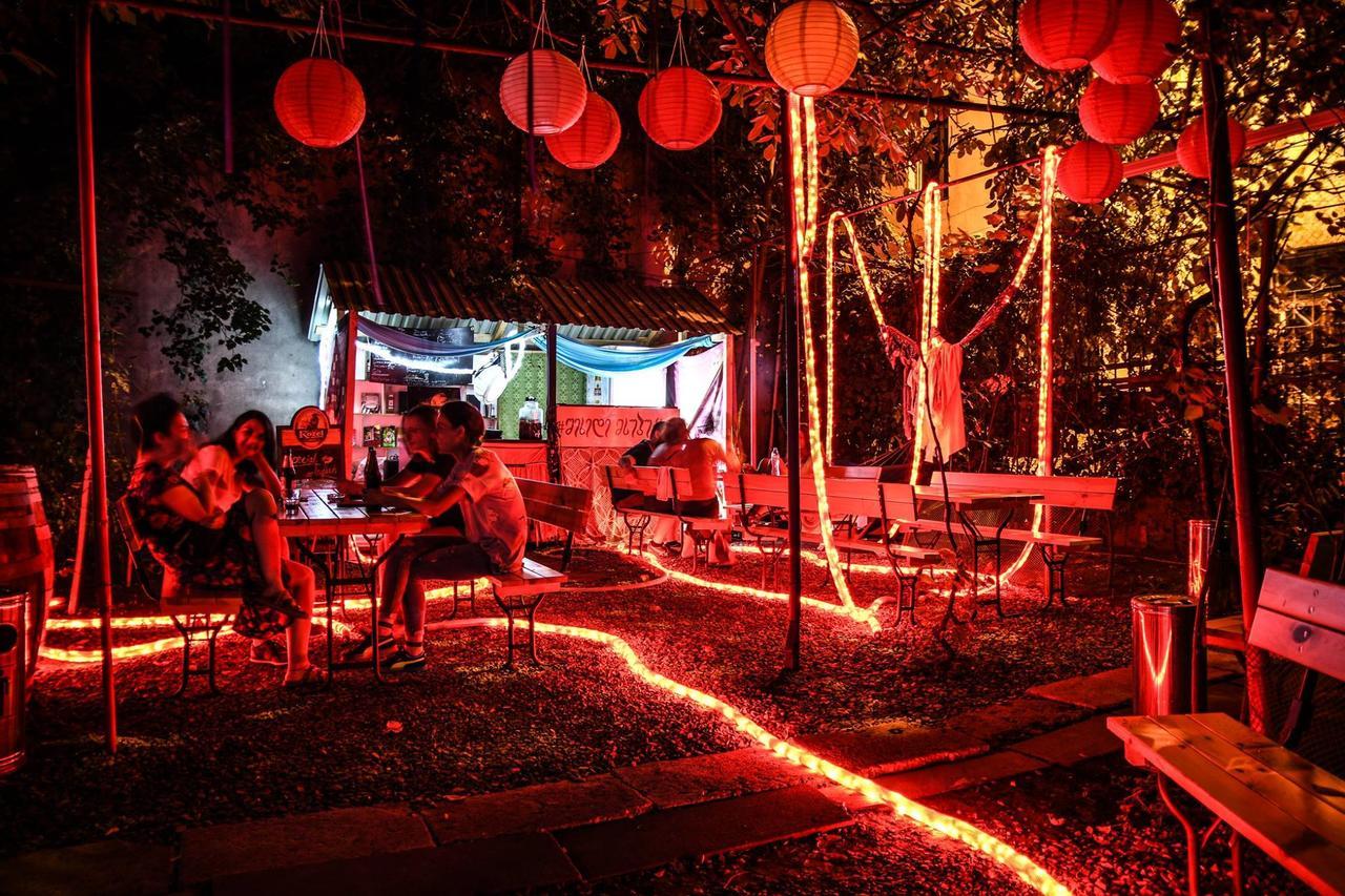 טביליסי Zgarbi Hostel מראה חיצוני תמונה