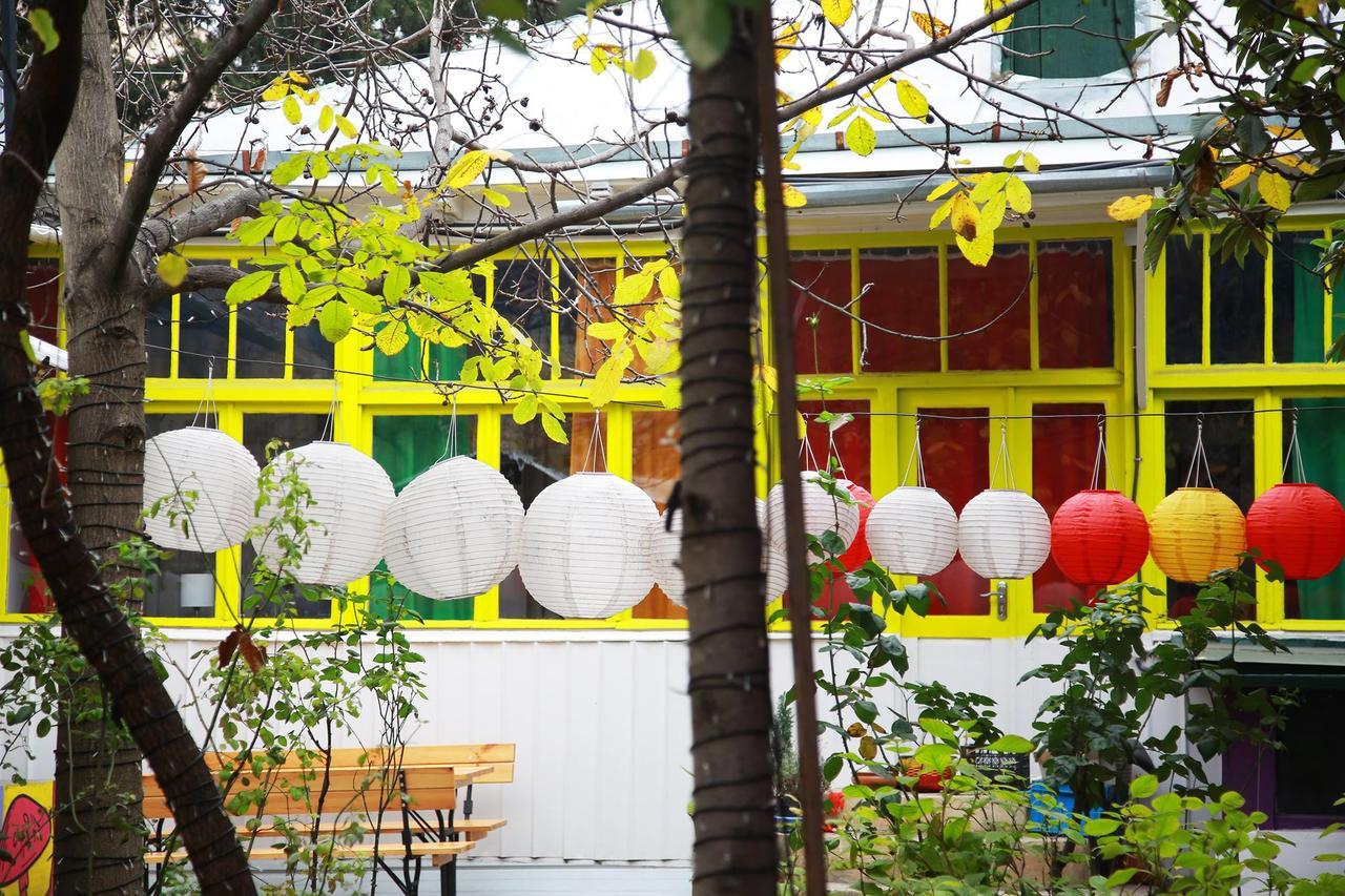 טביליסי Zgarbi Hostel מראה חיצוני תמונה